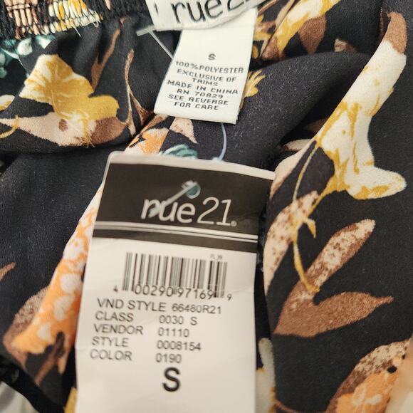 Rue 21 Women's Small Blouse Off-The Shoulder Keyhole Neckline 3/4 Sleeves Floral - Picture 13 of 13